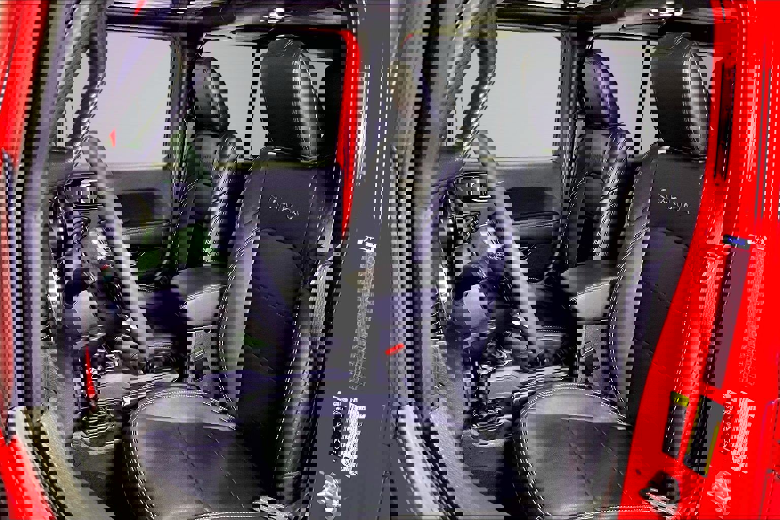 Used 2023 Jeep Wrangler Sahara w/ Cold Weather Group image 21