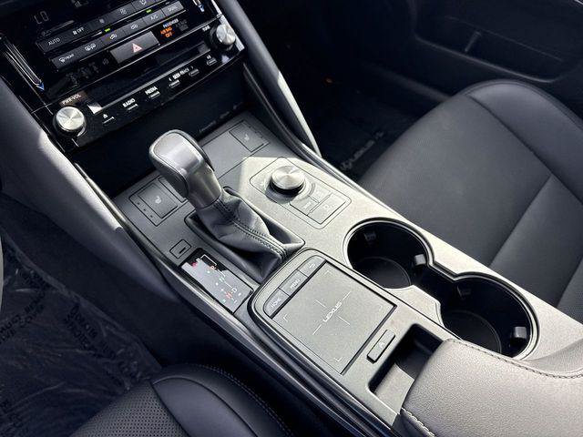 Certified 2025 Lexus IS 350 F Sport w/ Accessory Package 2 RWD image 21