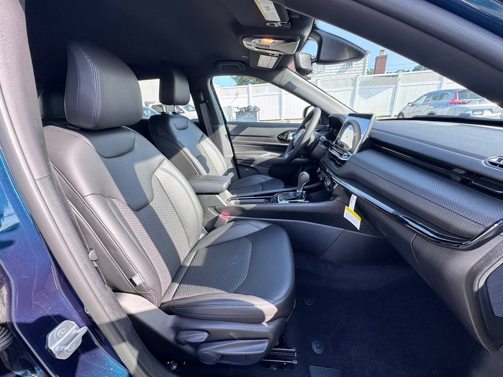 New 2026 Jeep Compass Latitude AWD/4WD image 18