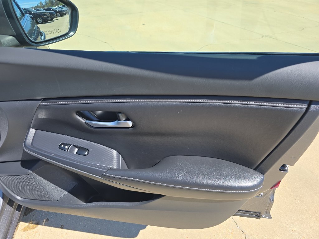 Used 2023 Nissan Sentra SV w/ All-Weather Package image 13