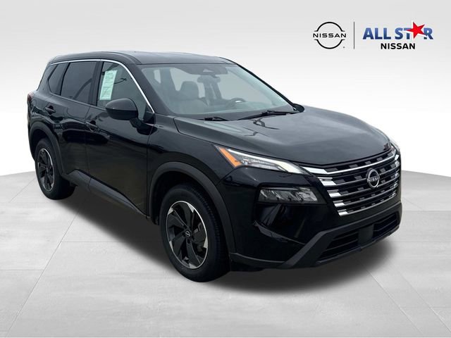 Used 2025 Nissan Rogue SV image 1