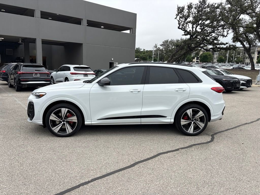 New 2026 Audi SQ5 Premium Plus AWD/4WD image 9
