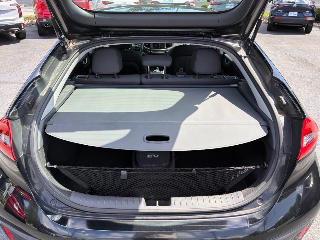 Used 2019 Hyundai Ioniq Plug-In Hybrid FWD image 11