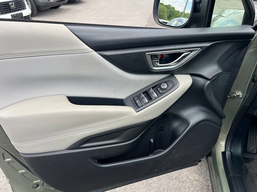 Used 2020 Subaru Forester Premium AWD/4WD image 21