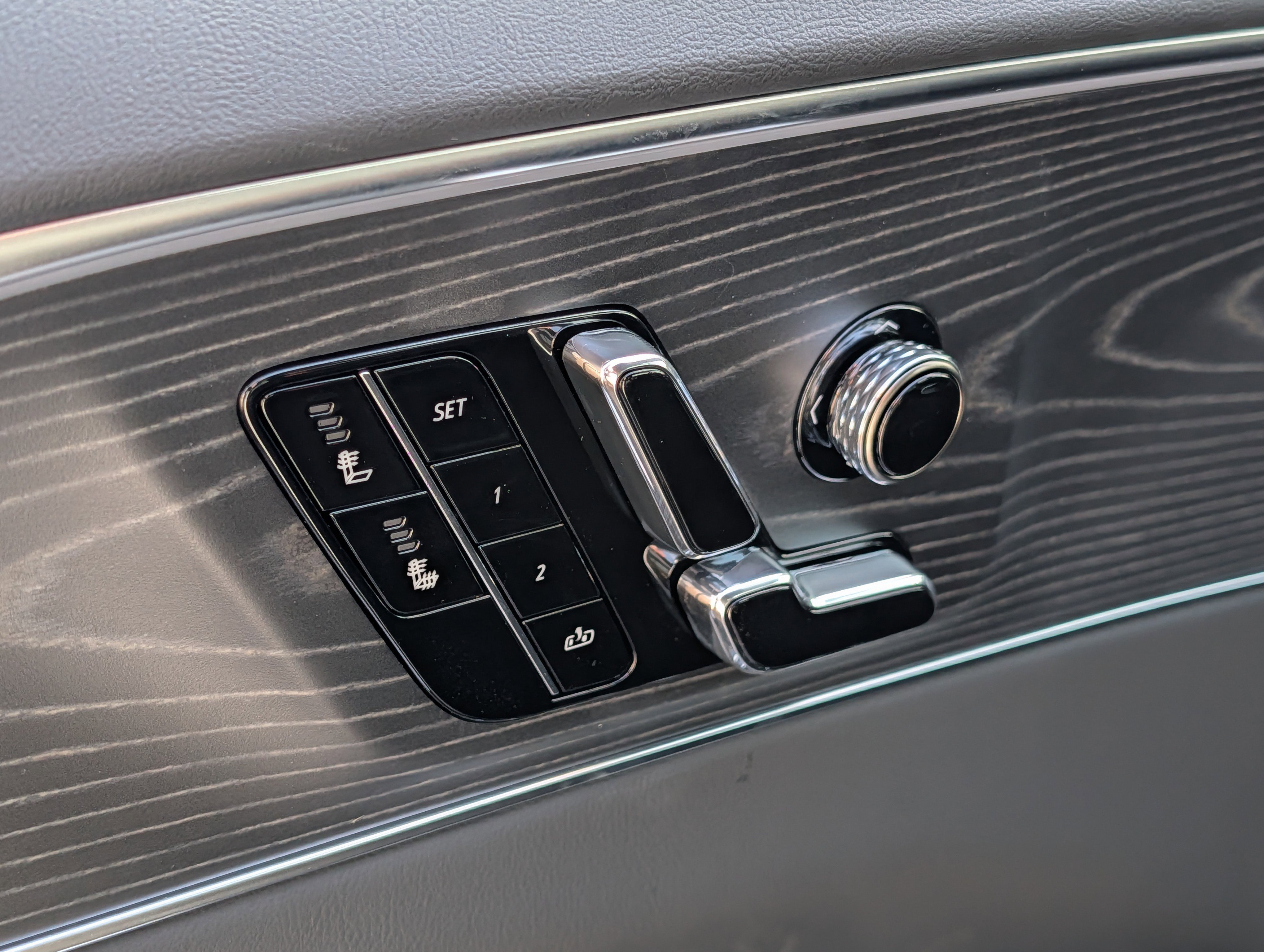 New 2026 Cadillac Lyriq Sport image 17