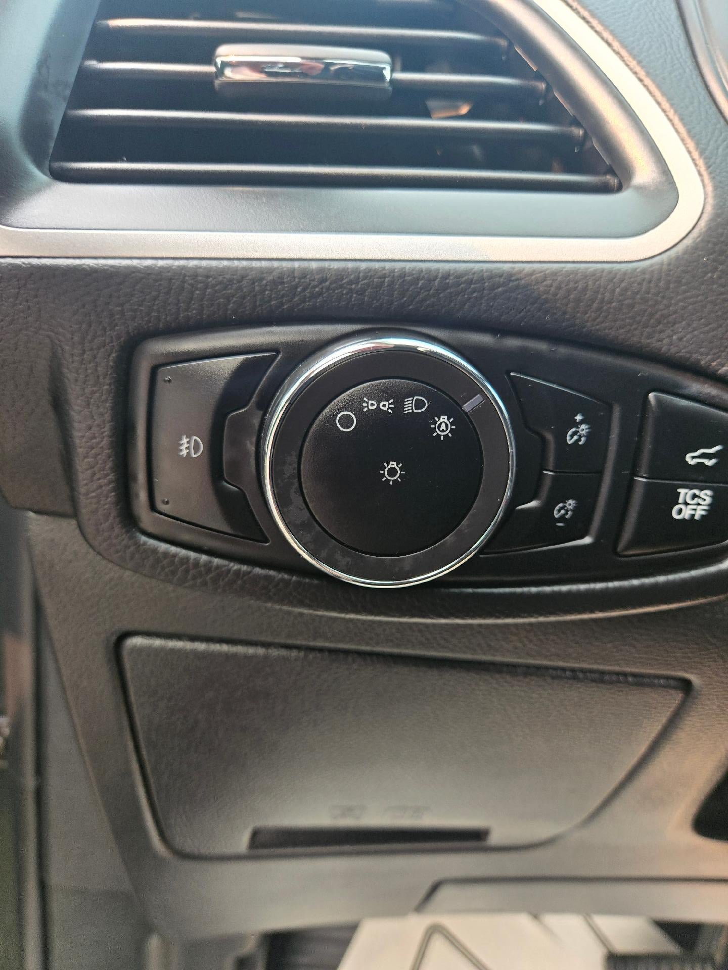 Used 2023 Ford Edge SEL w/ Convenience Package AWD/4WD image 12