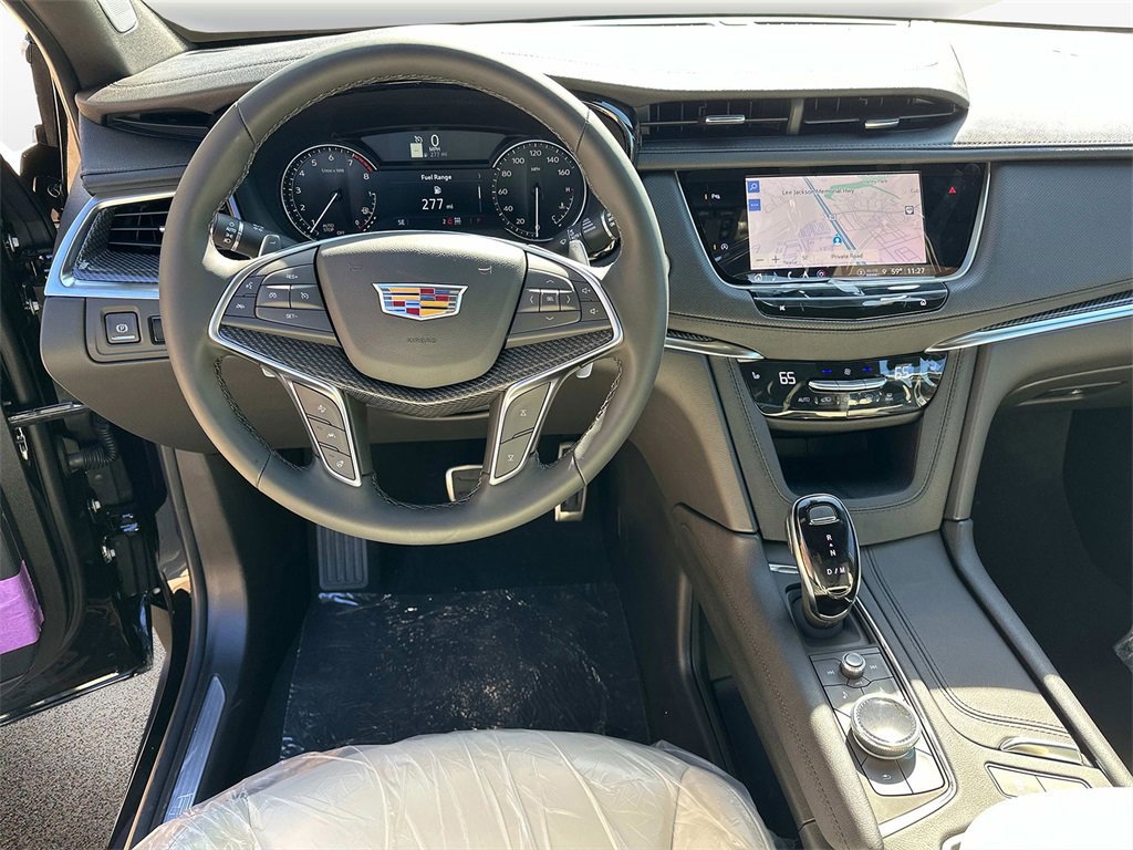 New 2025 Cadillac XT5 Sportv image 10