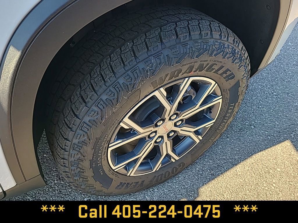 New 2026 GMC Acadia AT4 w/ LPO, Floor Liner Package image 13