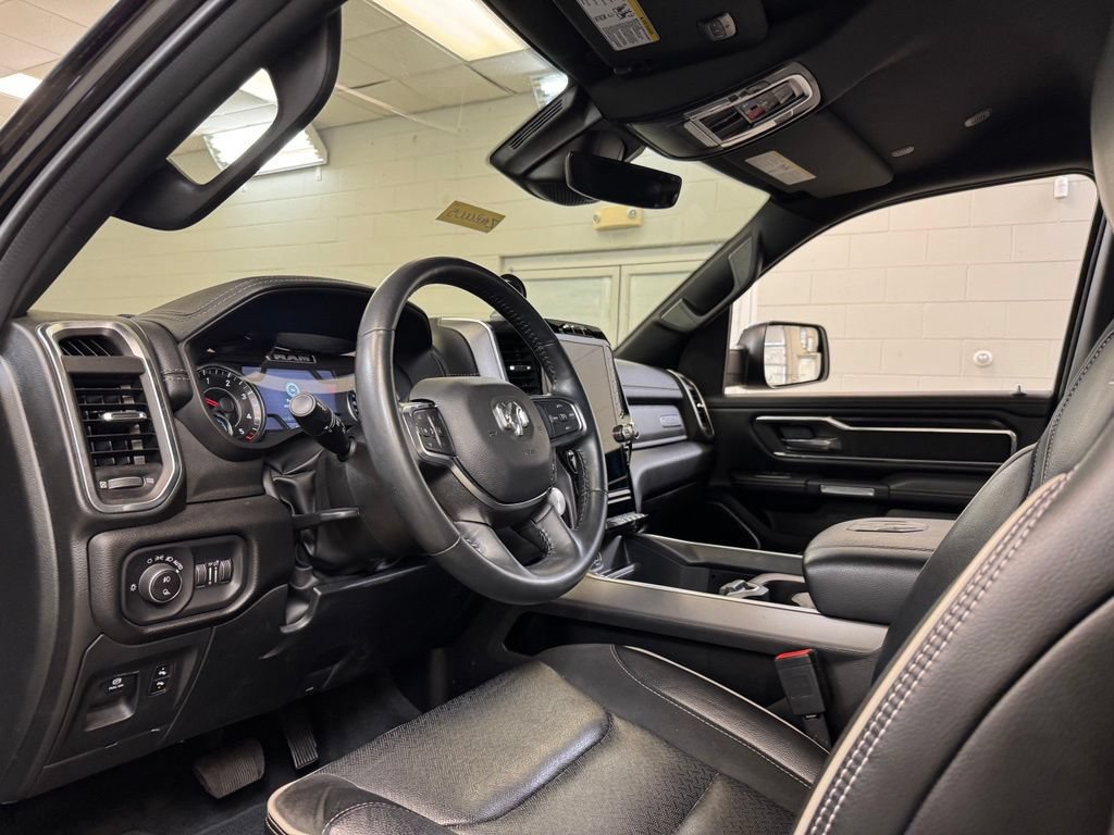 Used 2023 RAM 1500 Laramie AWD/4WD image 16