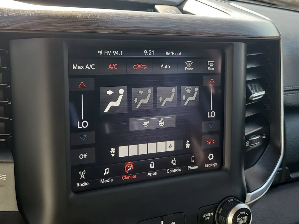 Used 2020 RAM 3500 Laramie AWD/4WD image 26