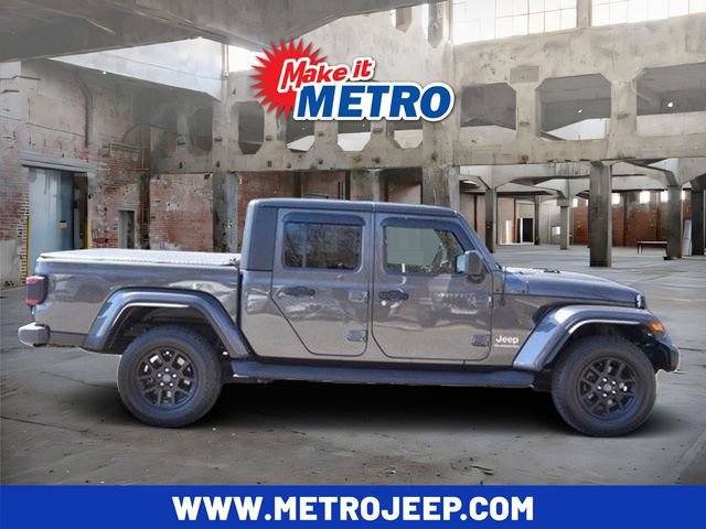 Used 2020 Jeep Gladiator Overland image 1