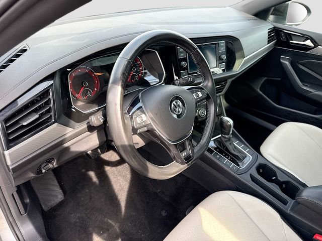 Used 2019 Volkswagen Jetta R-Line w/ R-Line Cold Weather Package image 11