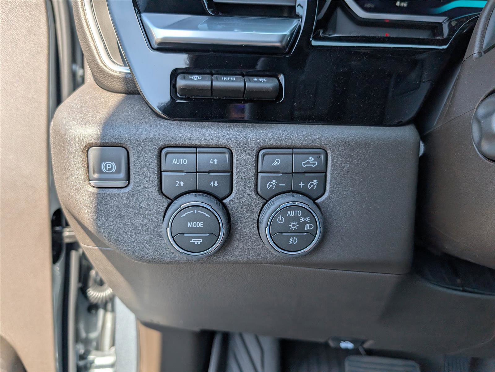 New 2026 Chevrolet Silverado 1500 LTZ AWD/4WD image 24