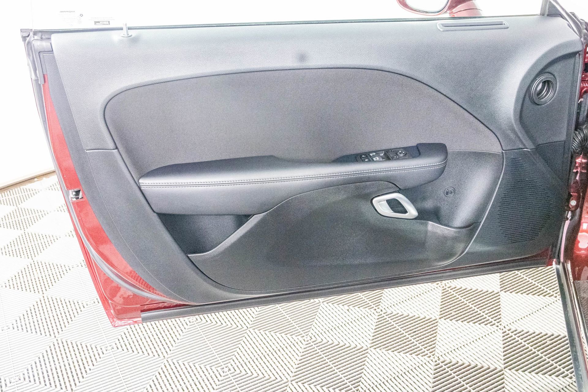 Used 2022 Dodge Challenger R/T w/ Shaker Package image 17