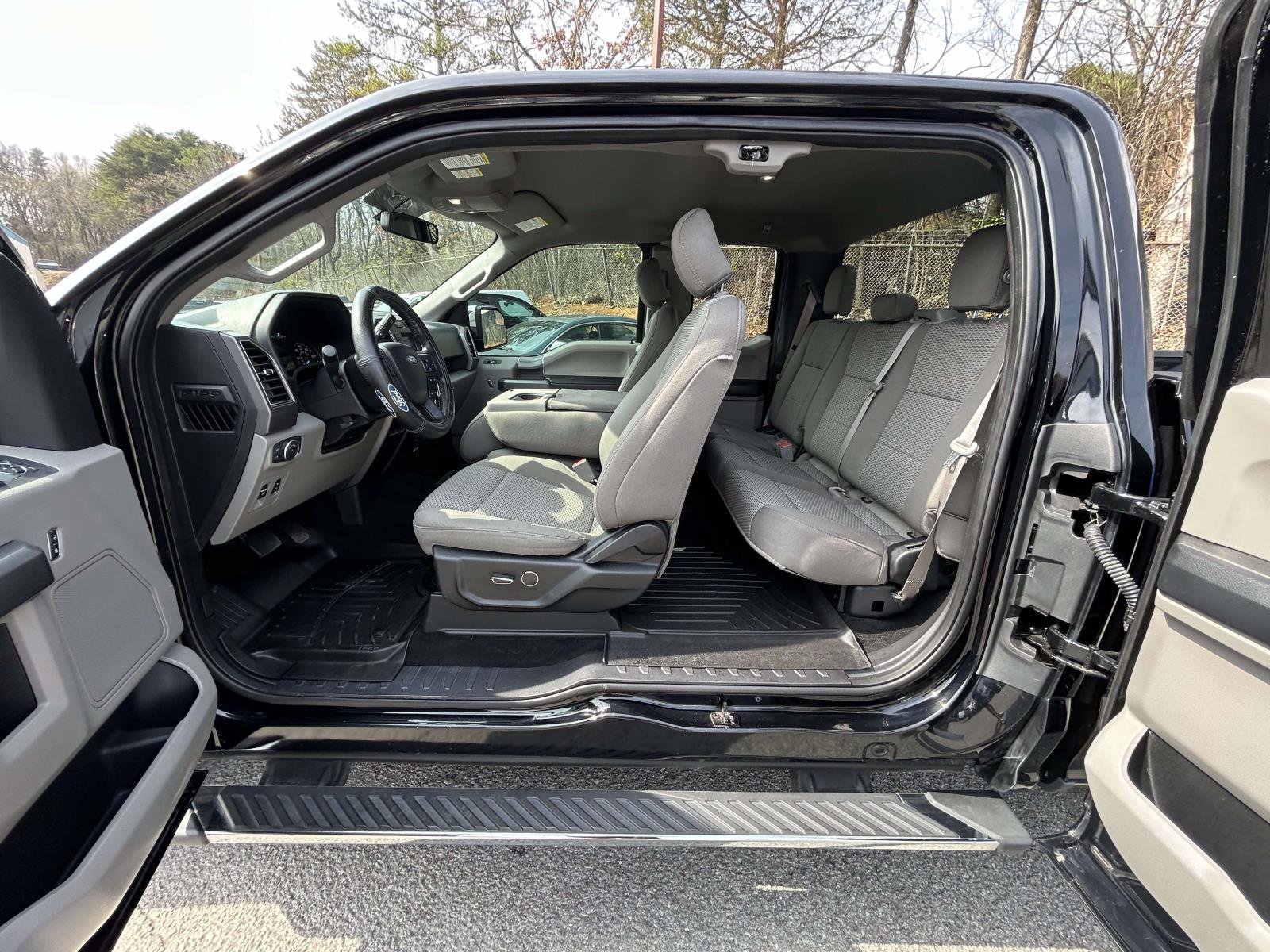 Used 2018 Ford F150 XLT w/ Equipment Group 301A Mid image 11