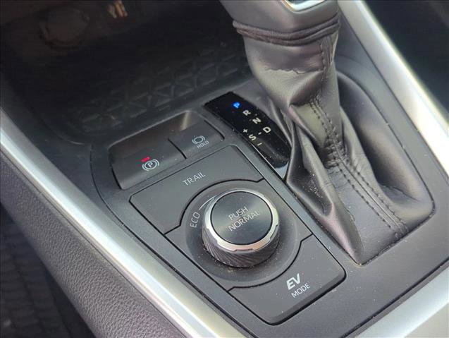 Used 2024 Toyota RAV4 XLE Premium AWD/4WD image 20