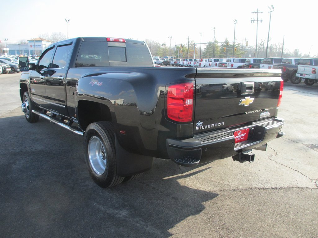 Used 2015 Chevrolet Silverado 3500 High Country w/ Duramax Plus Package image 6