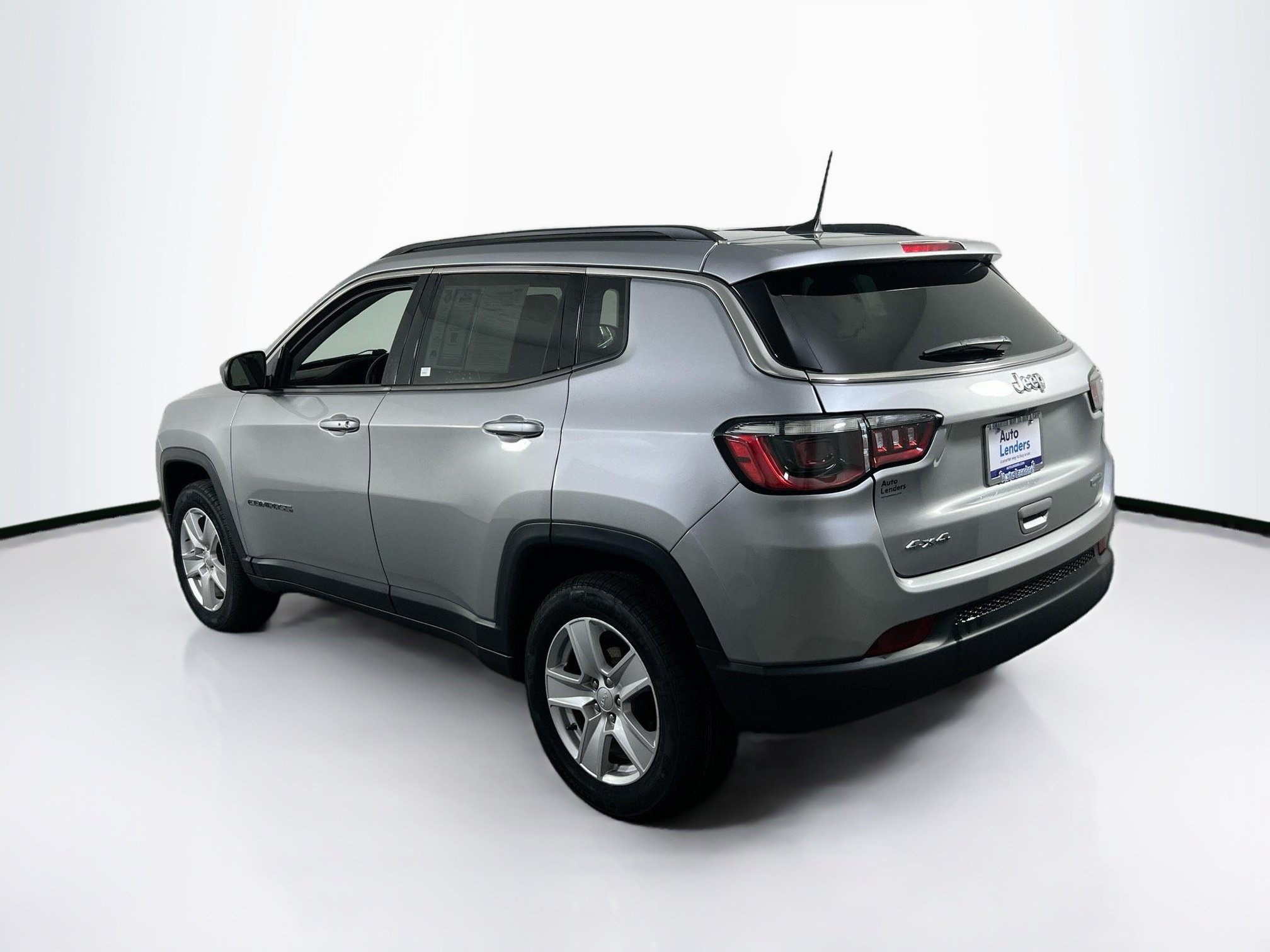 Used 2022 Jeep Compass Latitude w/ Convenience Group AWD/4WD image 7