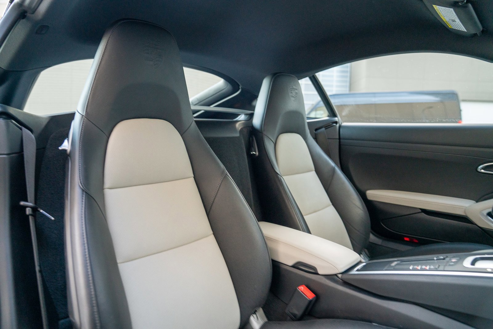 Used 2019 Porsche 718 Cayman S image 25