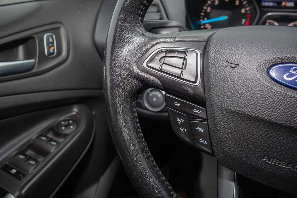 Used 2018 Ford Escape SEL image 21