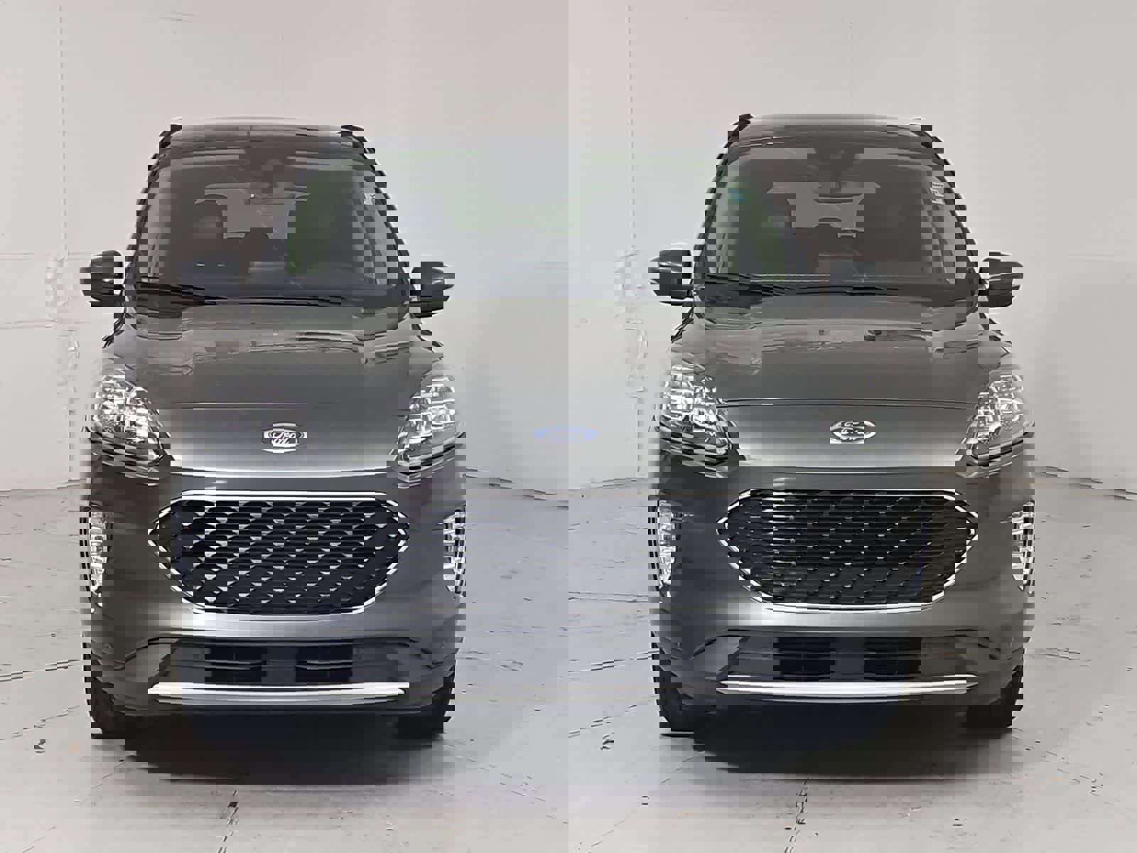 Used 2020 Ford Escape Titanium image 9