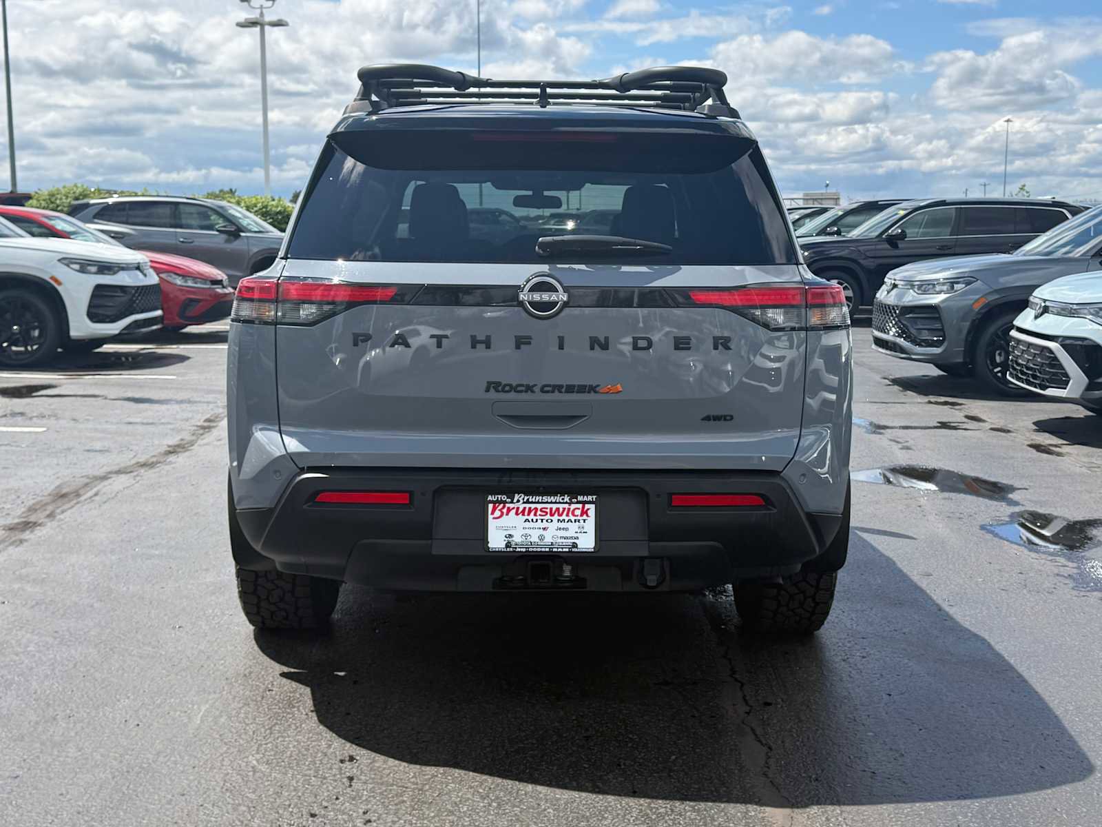 Used 2024 Nissan Pathfinder Rock Creek AWD/4WD image 5