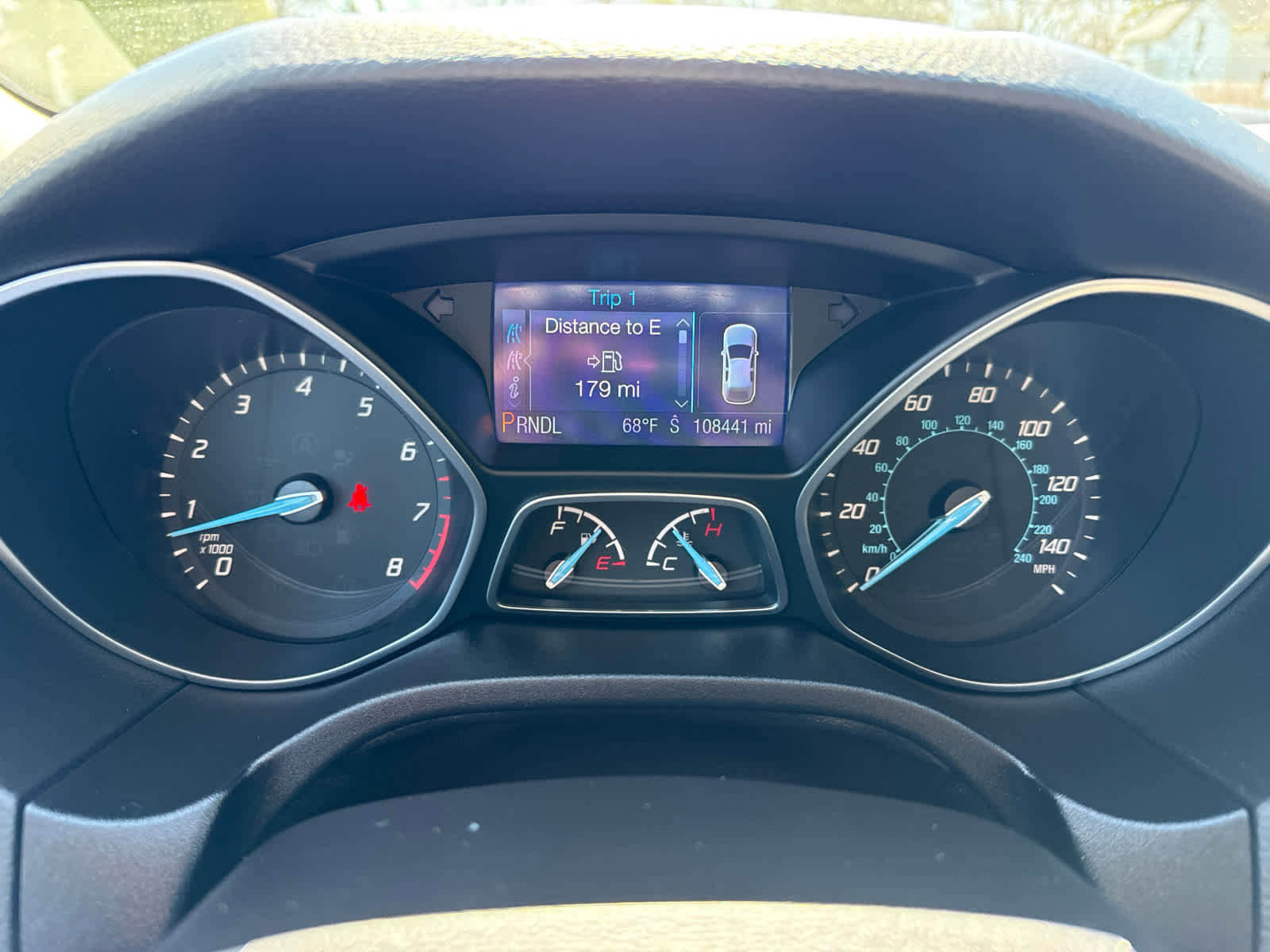 Used 2014 Ford Focus SE w/ SE Winter Package FWD image 19