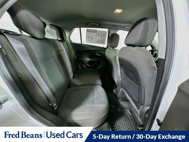 Used 2018 Chevrolet Trax LS FWD image 30
