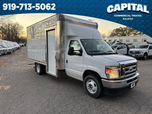 New 2025 Ford E-350 and Econoline 350 Super Duty w/ Driver's Safety Package RWD image 2