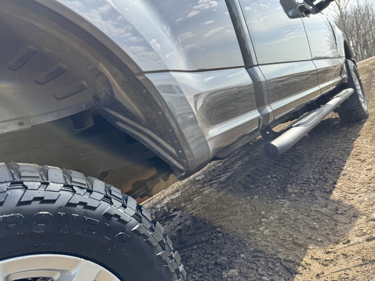 Used 2019 Ford F250 XLT w/ Camper Package image 15
