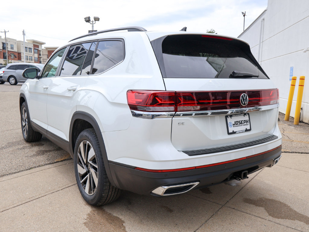 New 2026 Volkswagen Atlas SE FWD image 3