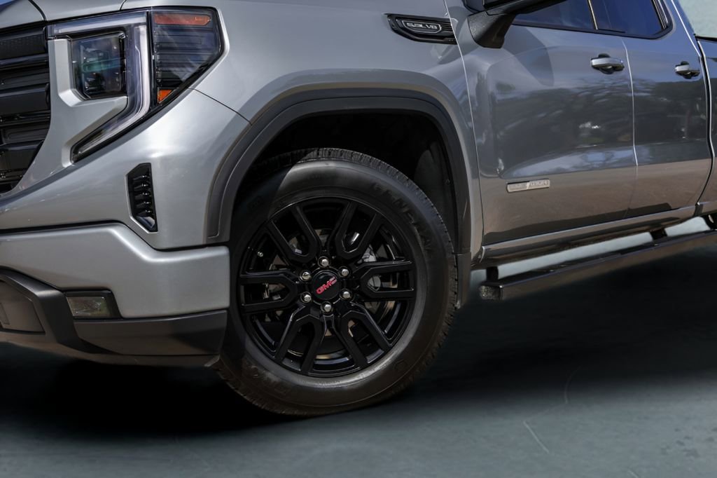 Used 2024 GMC Sierra 1500 Elevation image 4