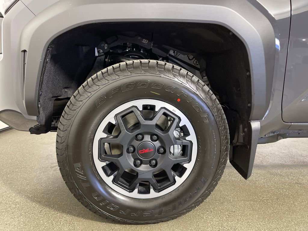 New 2026 Toyota Tacoma TRD Off-Road AWD/4WD image 11