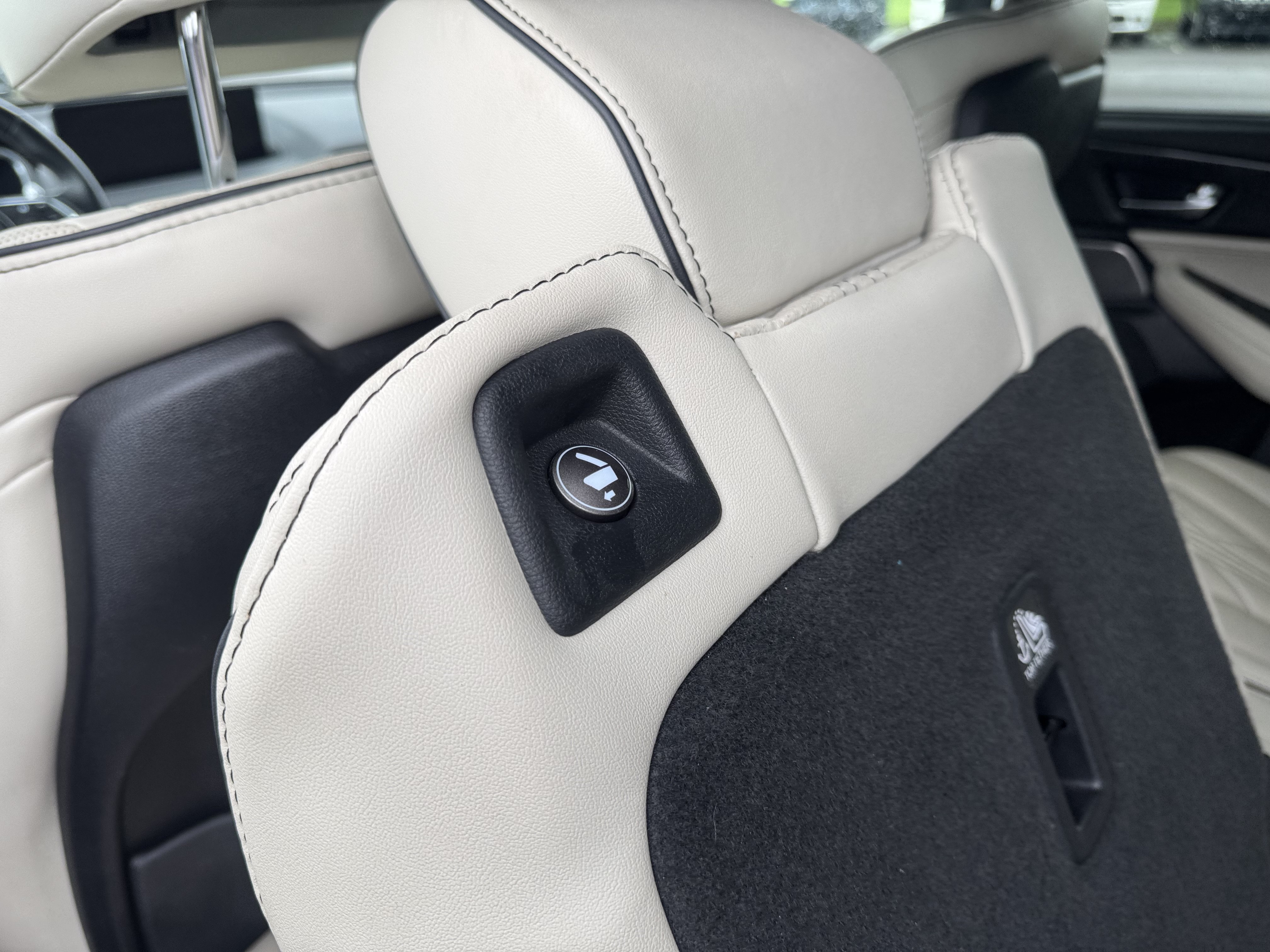 Used 2022 Acura MDX Type S AWD/4WD image 17