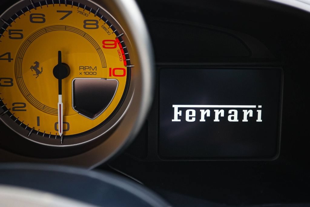 Certified 2011 Ferrari 458 Italia Coupe RWD image 50
