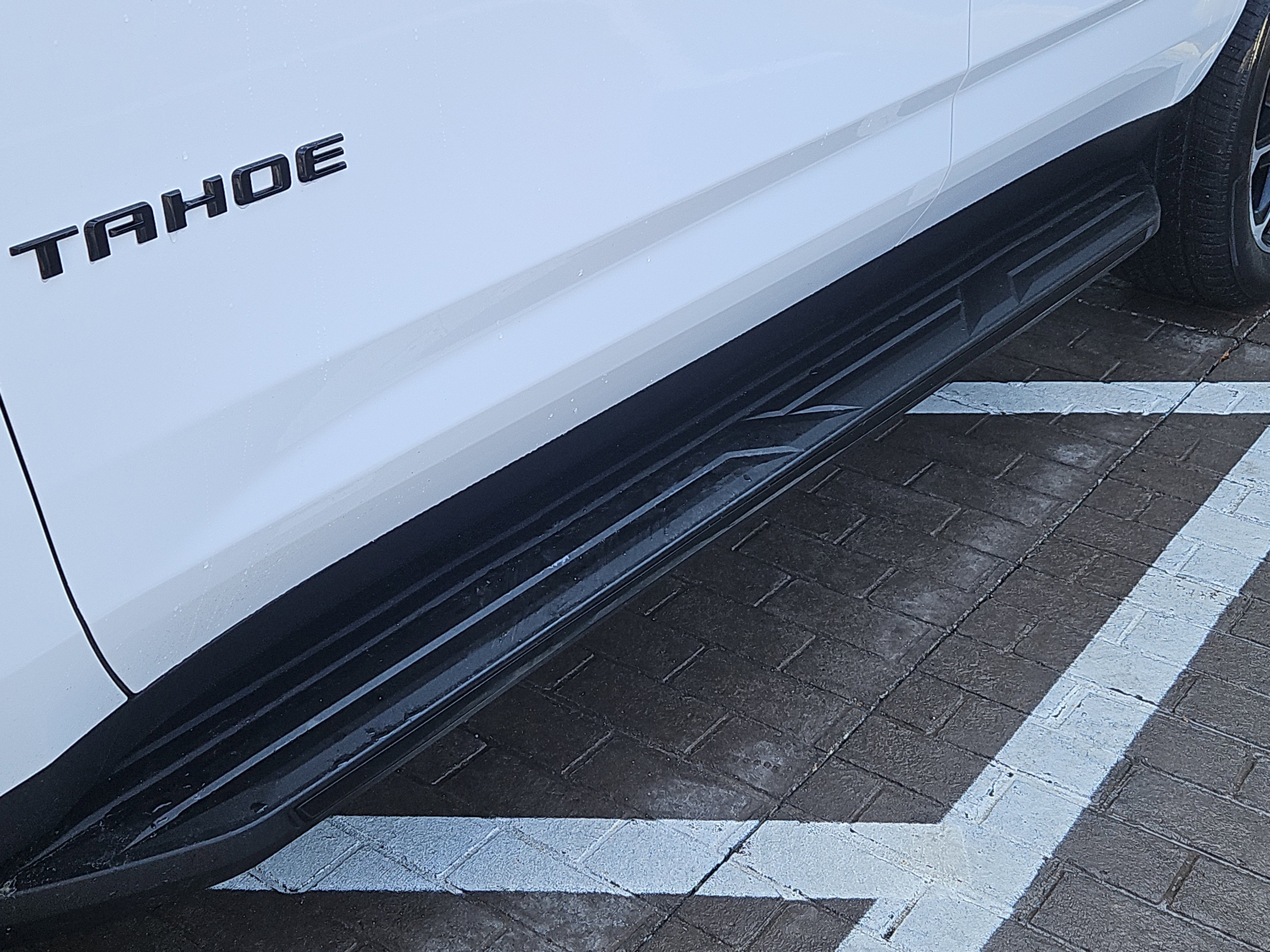 Used 2024 Chevrolet Tahoe RST w/ Luxury Package image 19