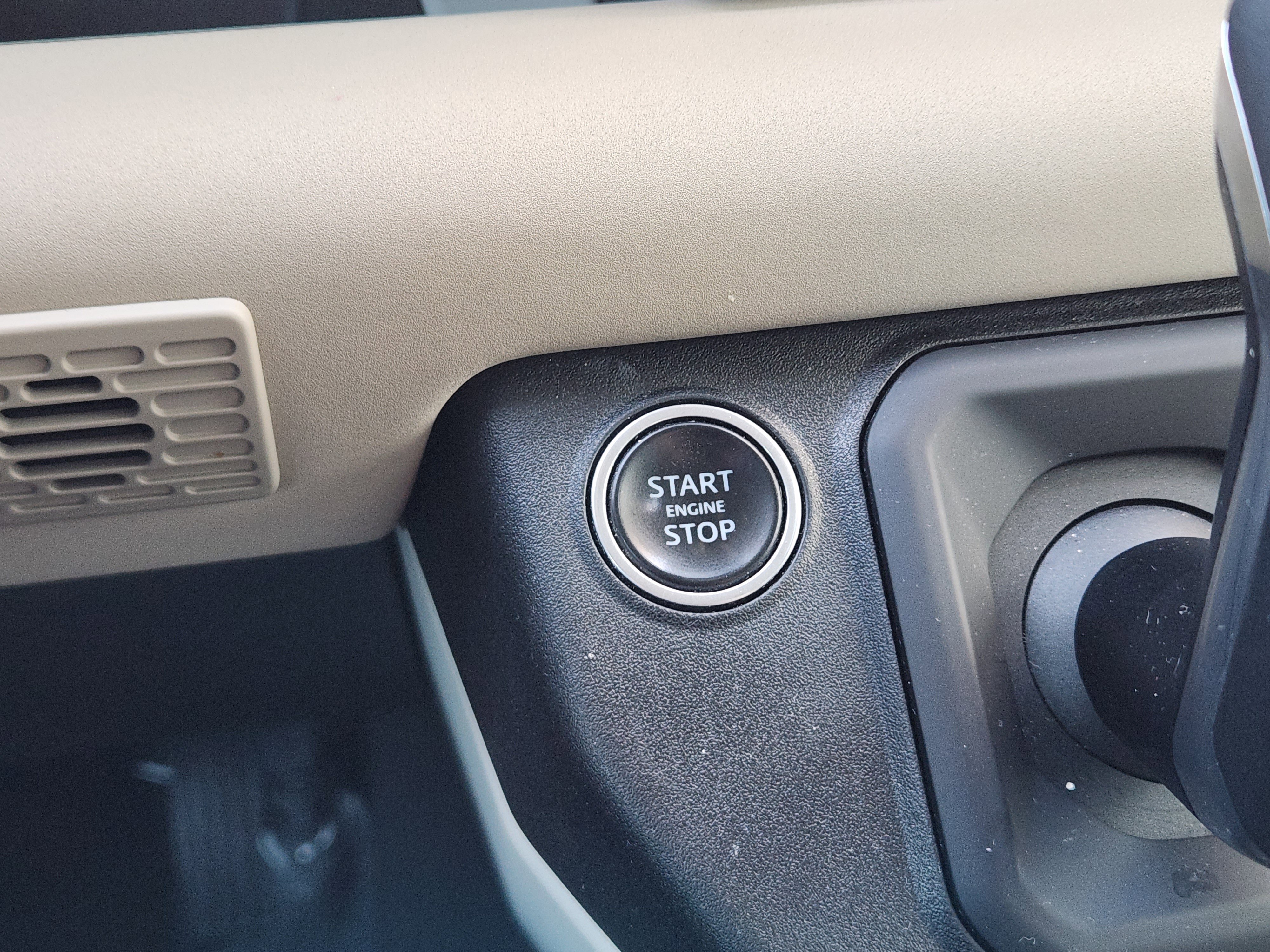 Used 2021 Land Rover Defender 110 SE image 20