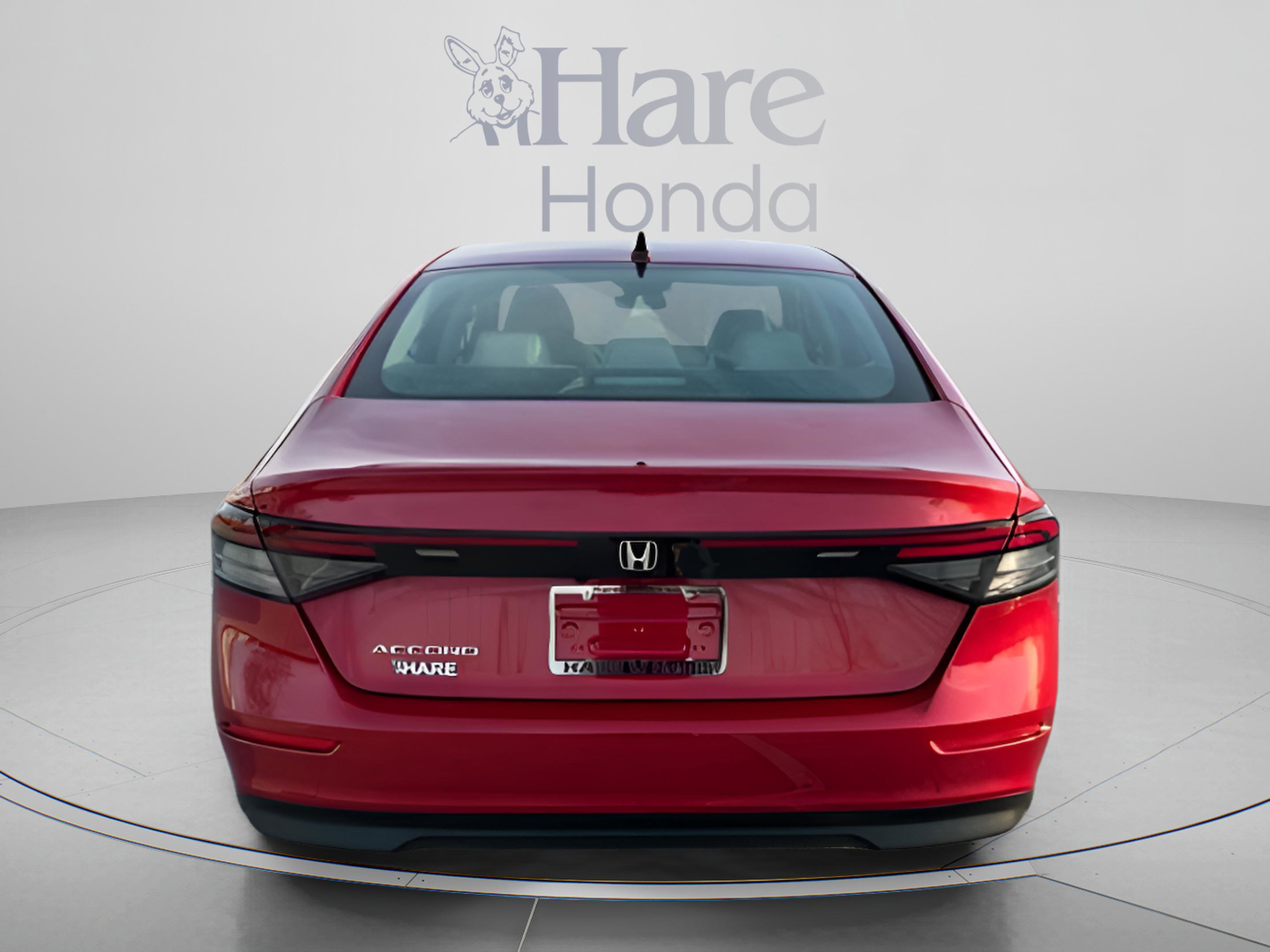 Certified 2025 Honda Accord SE image 4