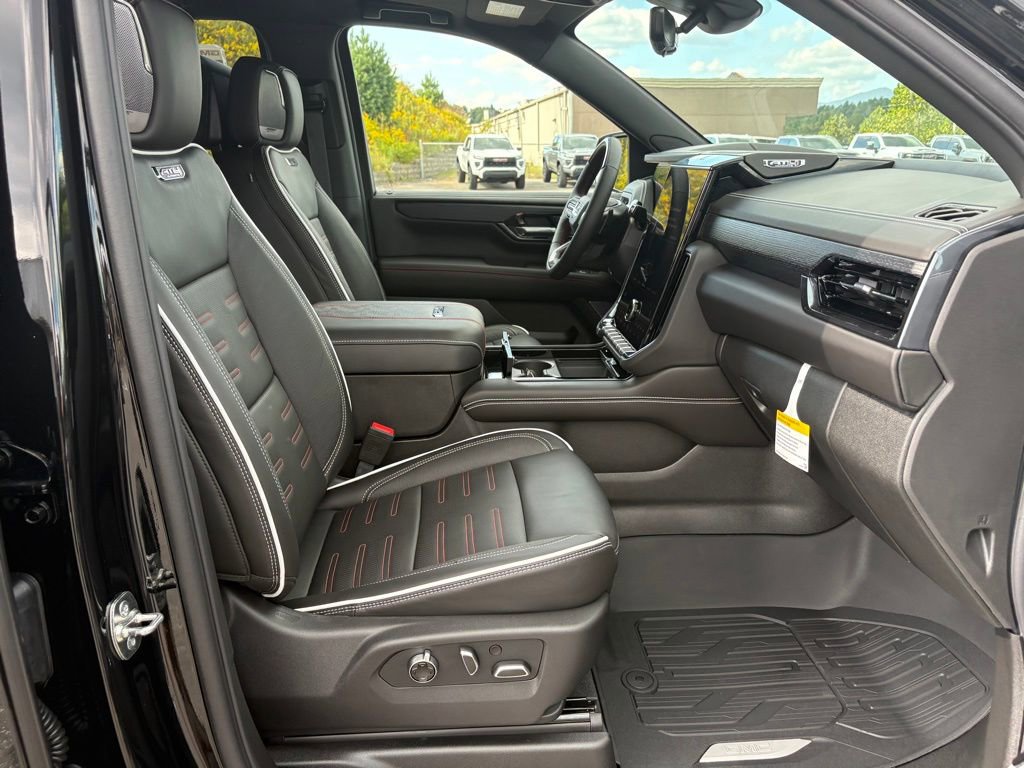 New 2025 GMC Yukon AT4 Ultimate w/ LPO, Floor Liner Package image 25