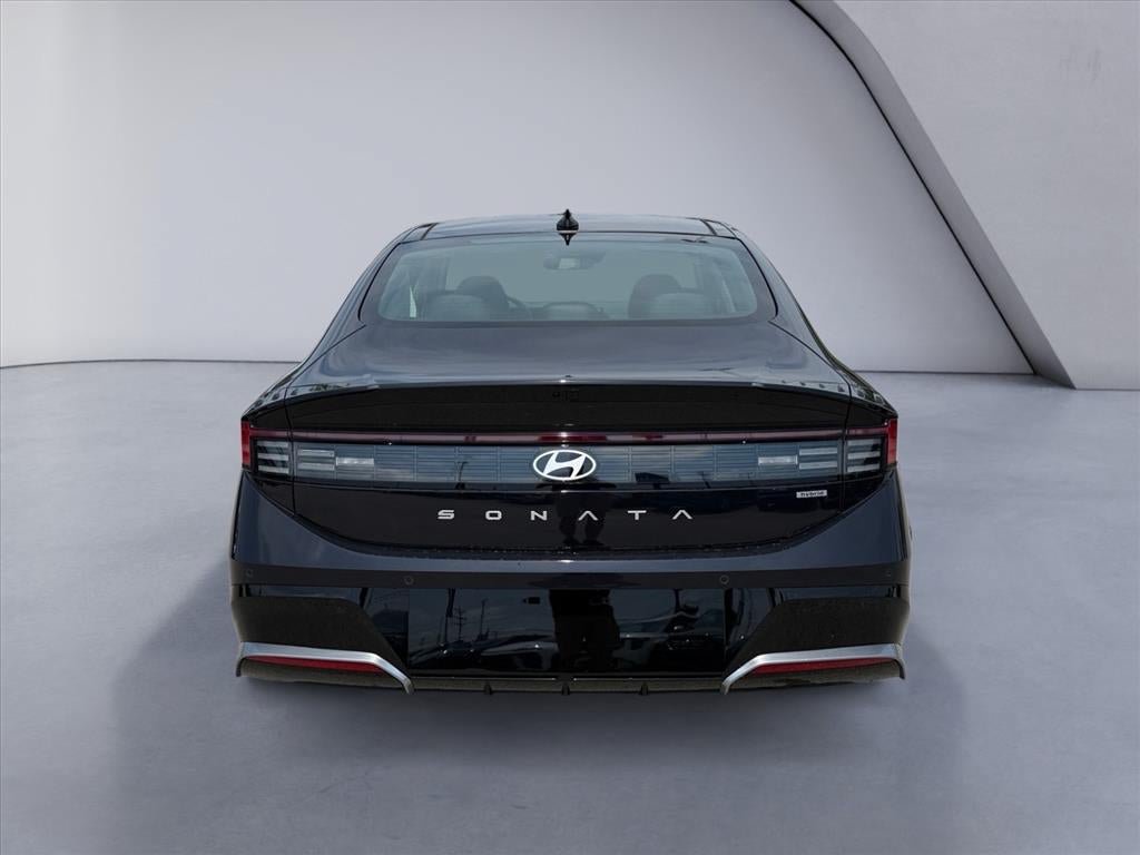 New 2026 Hyundai Sonata Limited FWD image 4