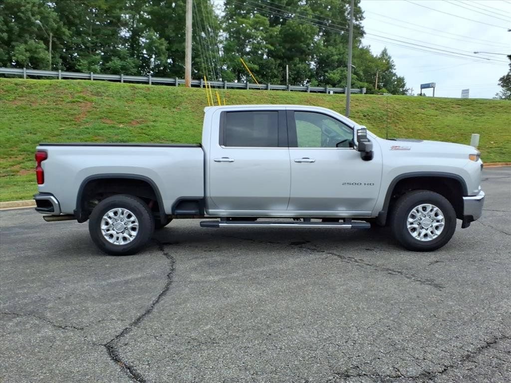 Used 2020 Chevrolet Silverado 2500 LTZ w/ LTZ Convenience Package AWD/4WD image 2