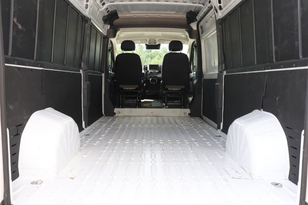 Used 2026 RAM ProMaster 2500 w/ Convenience Group FWD image 27