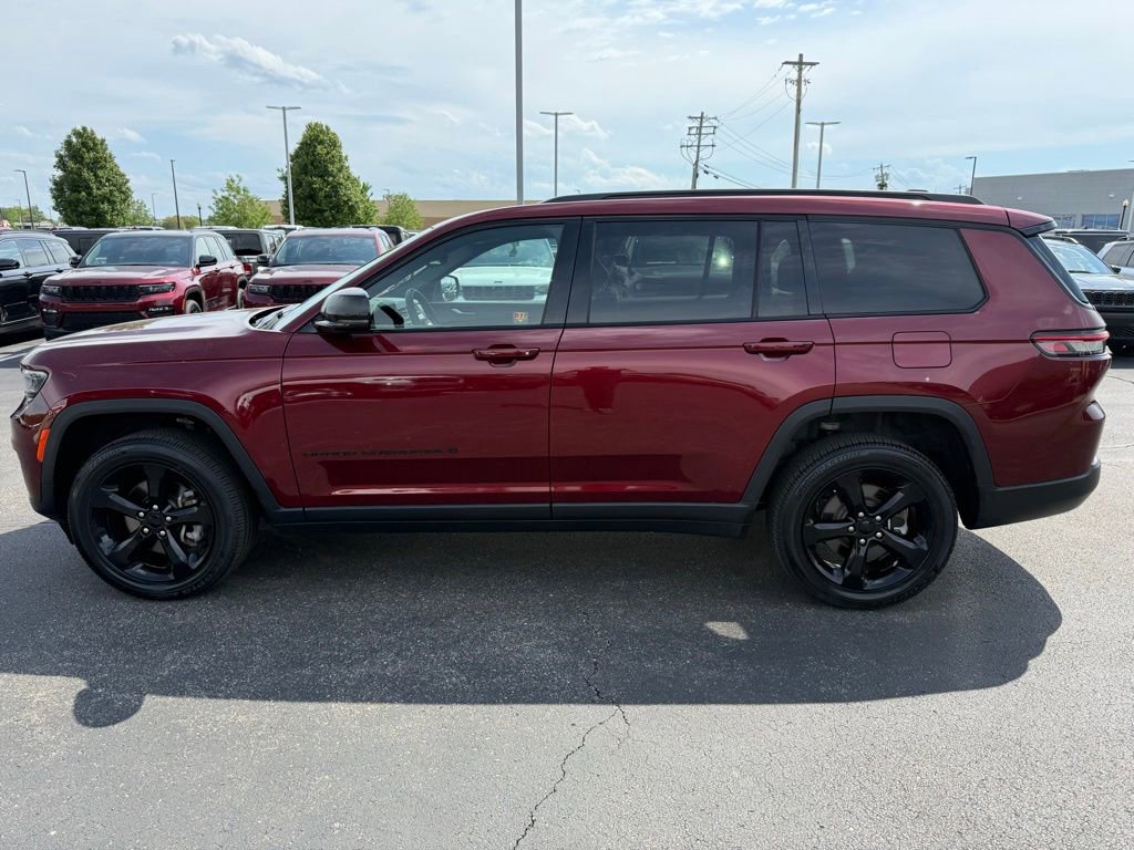 Certified 2023 Jeep Grand Cherokee L Laredo AWD/4WD image 6