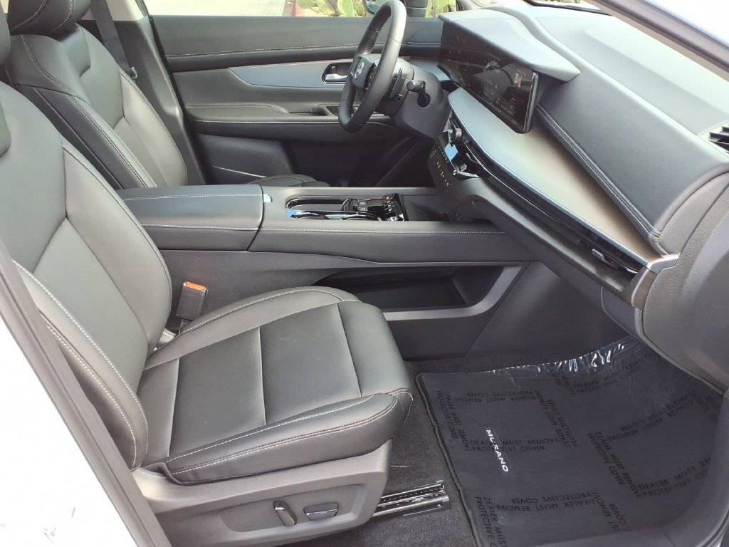 Used 2025 Nissan Murano SL w/ Cargo Package AWD/4WD image 15