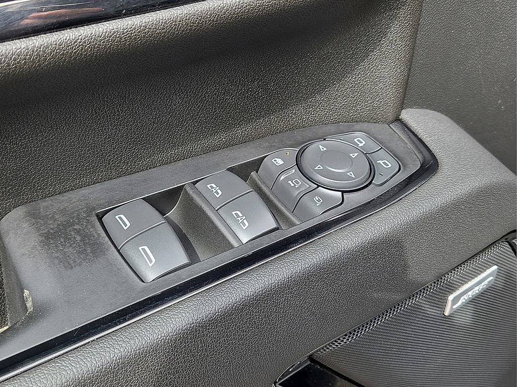 Used 2025 GMC Sierra 2500 AT4 w/ AT4 Preferred Package image 21