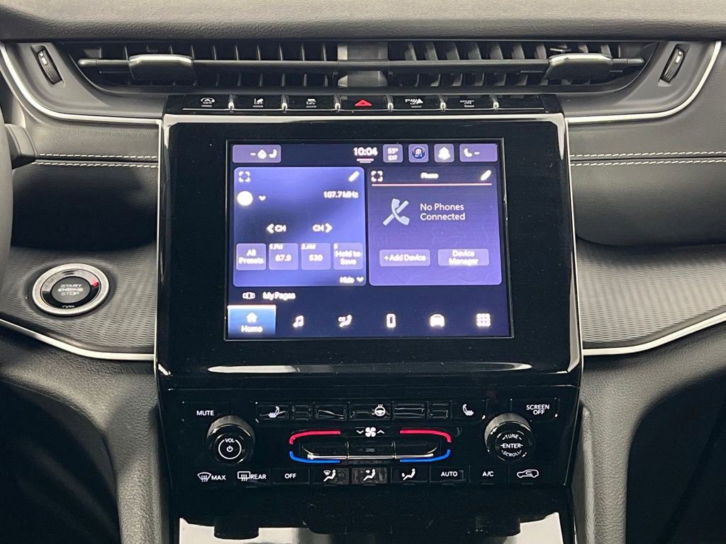 Used 2023 Jeep Grand Cherokee Altitude image 28