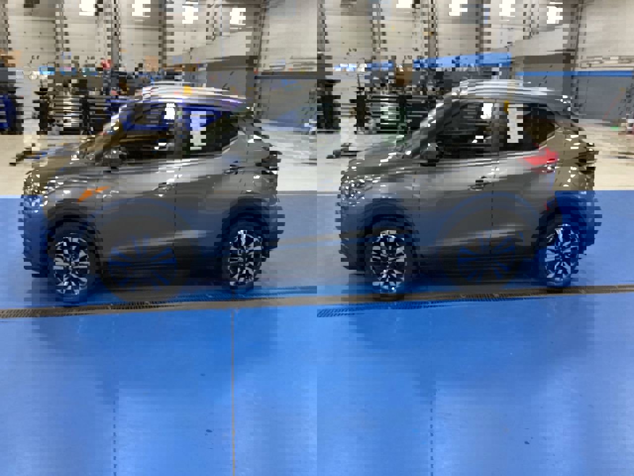 Used 2020 Nissan Kicks SV FWD image 4