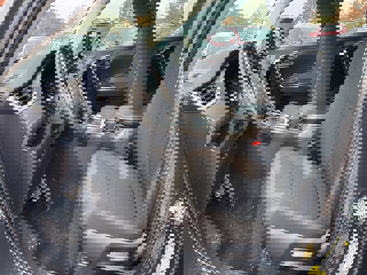 Used 2025 Toyota RAV4 LE image 8