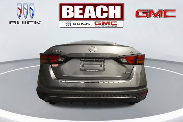 Used 2023 Nissan Altima 2.5 SL AWD/4WD image 4