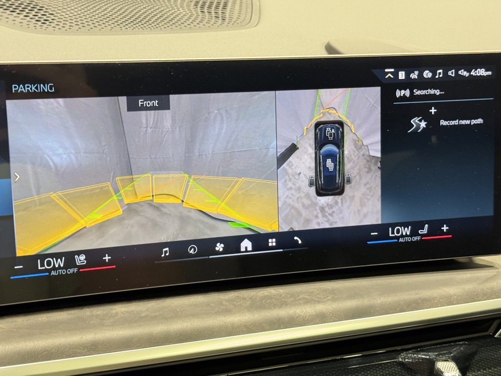 Used 2026 BMW X5 xDrive50e w/ Climate Comfort Package image 8